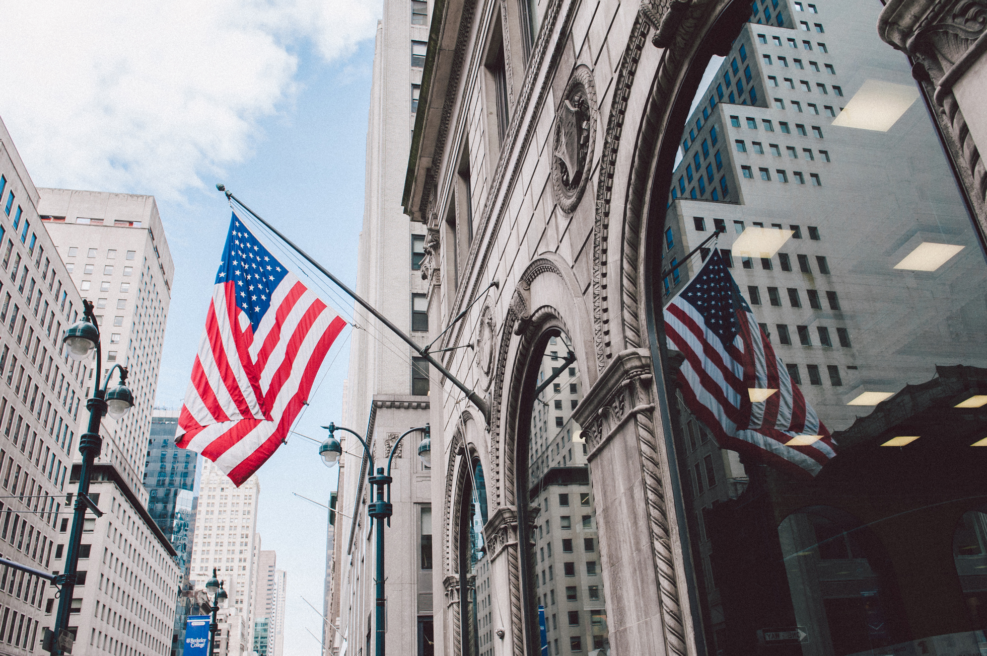 usa us new york flag street