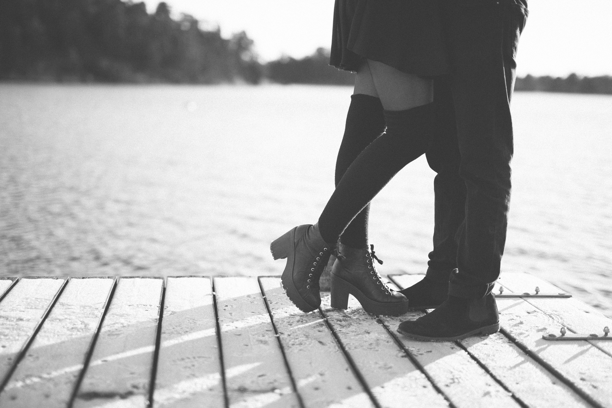 Love session at Vaxholm, Stockholm. Karleksfotografering vi Vaxh