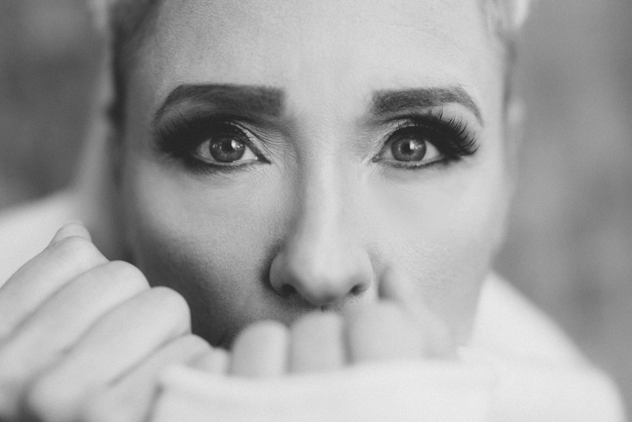 Regina Lund, Rederiet, Livet är en schlager, Sussie Mellstedt Photography, porträttfotograf Sussie Mellstedt, svartvitt porträtt, närbild, kändisfotograf, Stockholm, Uppsala